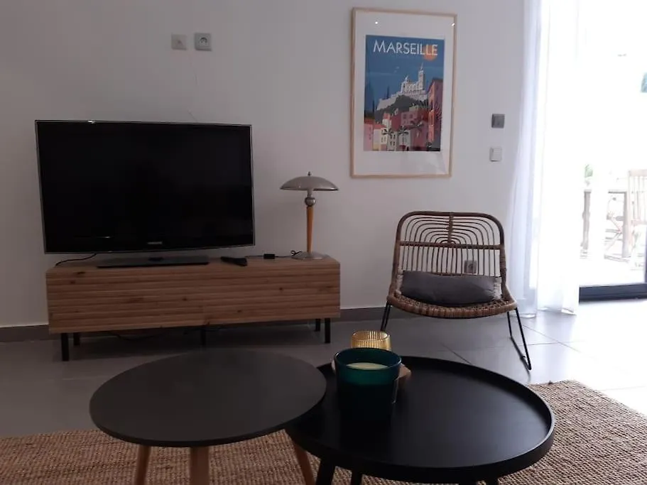 Apartamento Grand Studio Avec Patio Marsella