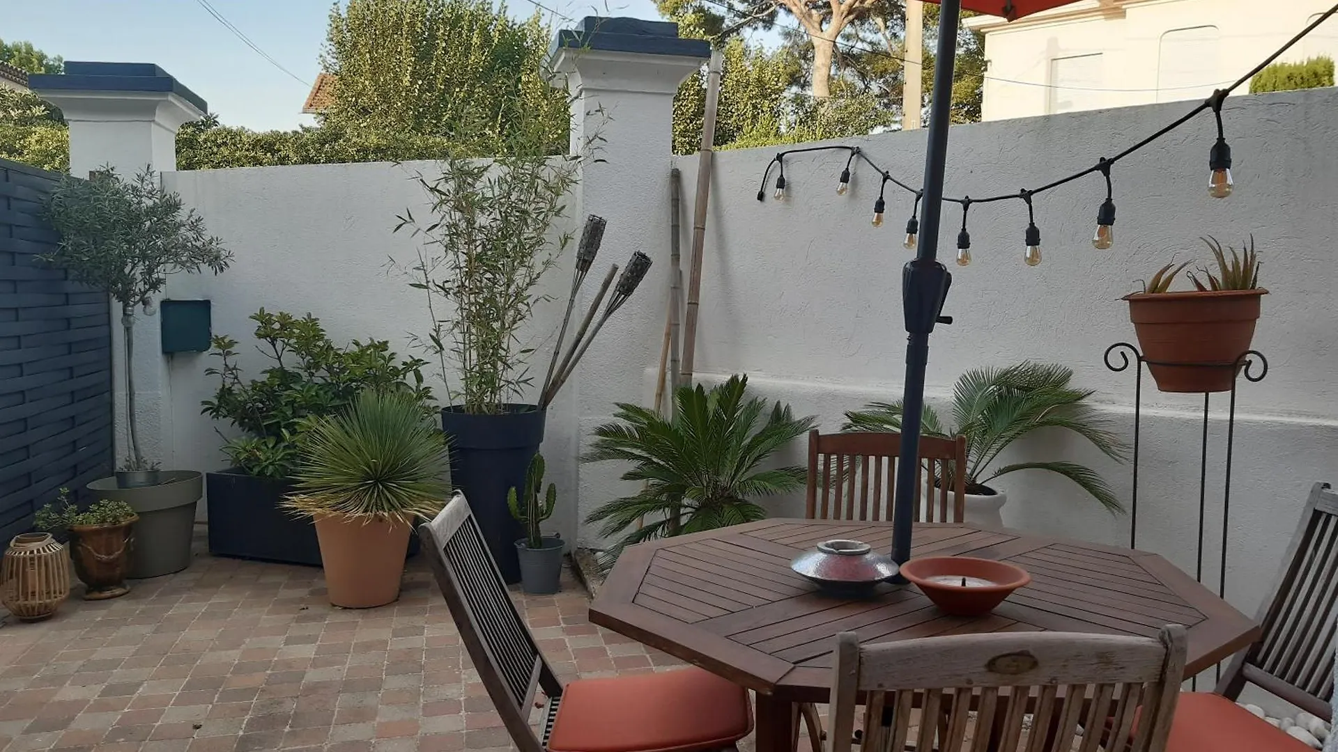 Grand Studio Avec Patio Marsella